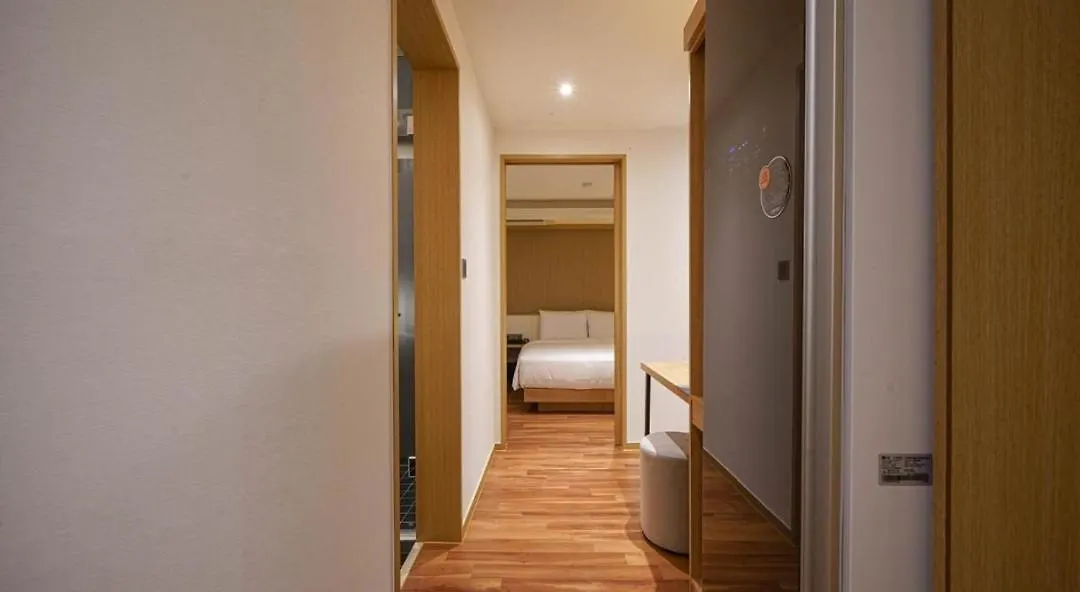 Hotel The Van Stay Busan