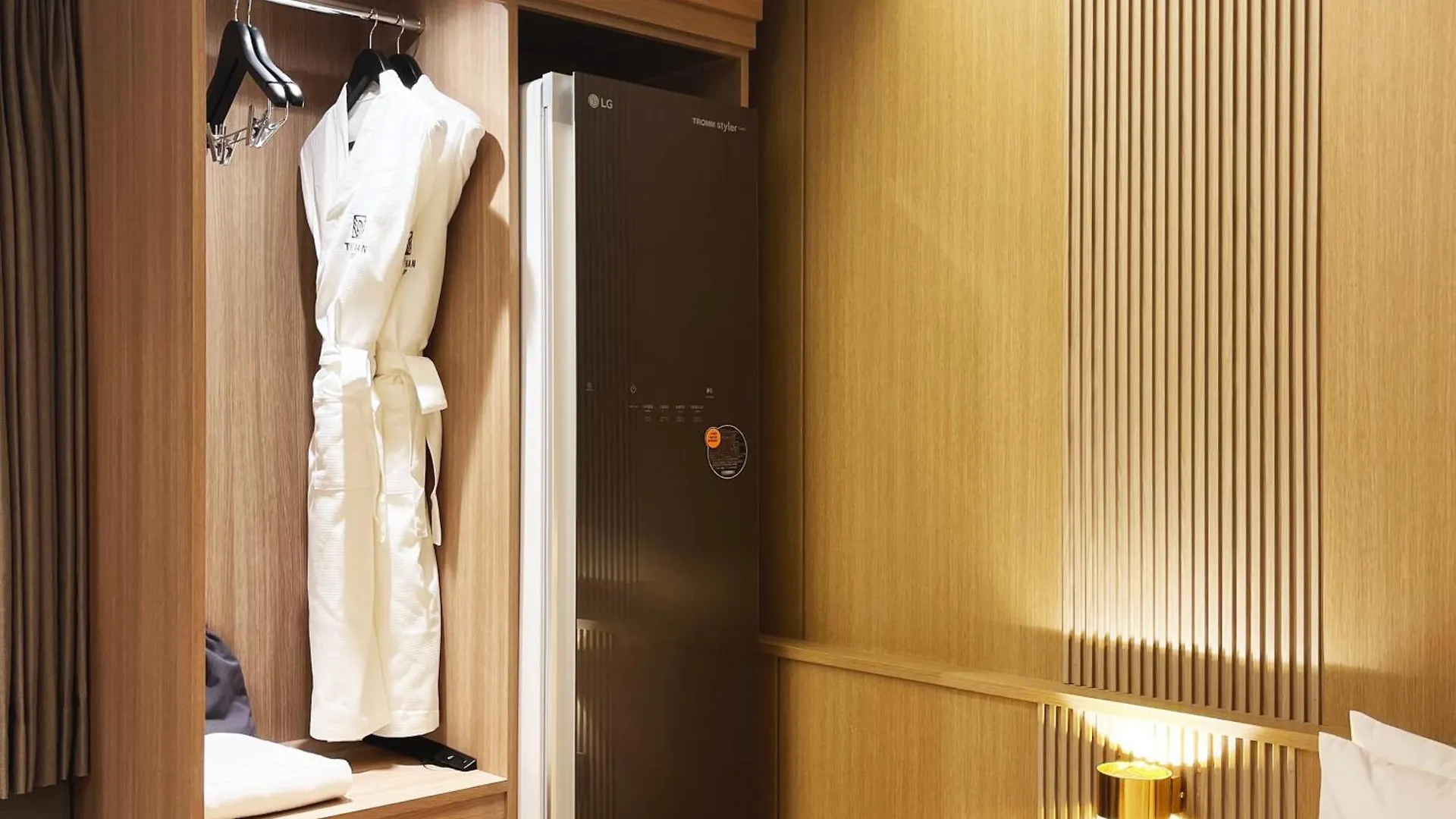 The Van Stay Busan Hotel